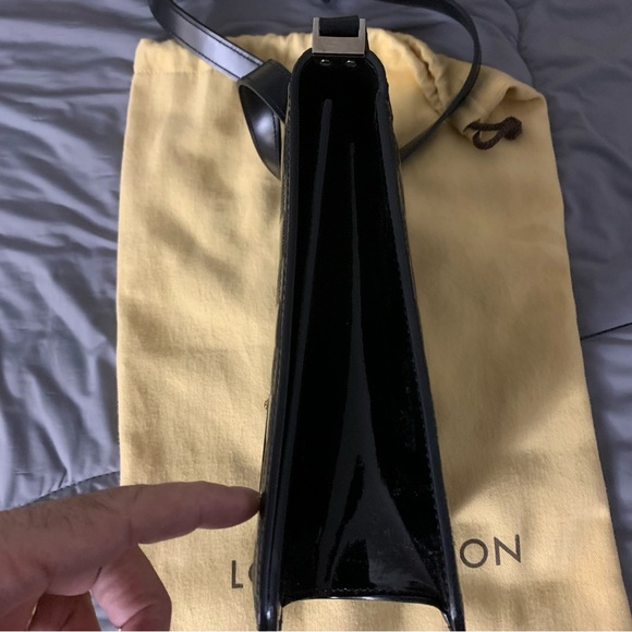 Rare Louis Vuitton Black Damier Club Bag - Picture 7 of 16